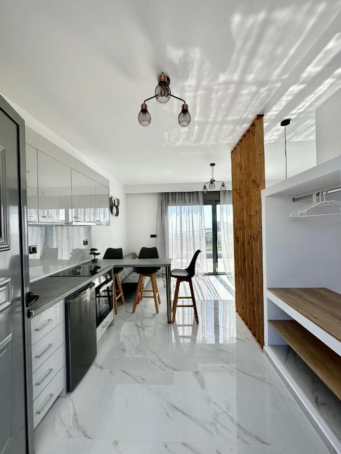 Royal Luxury Studios Archangelos  Exterior photo